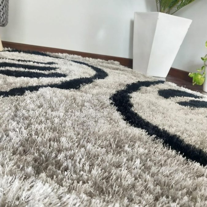 Shag-carpet.-2-675x675 70+ Outdated Decorating Trends and Ideas Coming Back in 2022