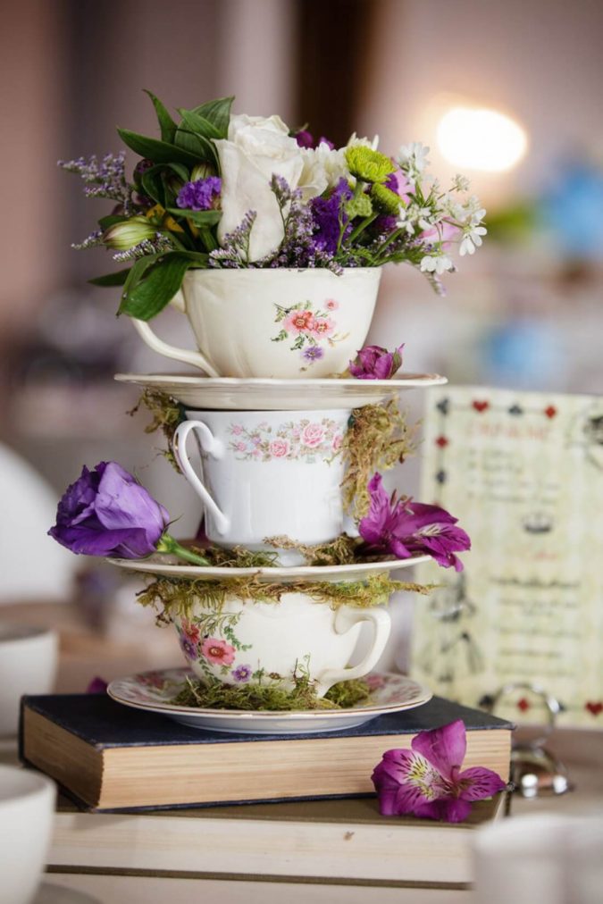 70+ Hottest Marriage Anniversary Decoration Ideas at Home 45 Special romantic flowers. 3 70+ Hottest Marriage Anniversary Decoration Ideas at Home - 45