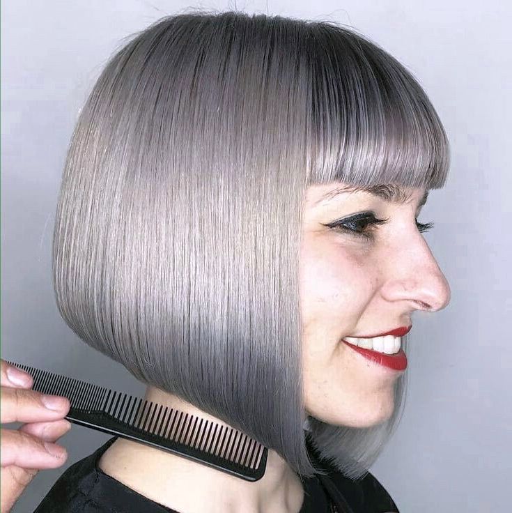 Wedge Haircut with Bangs. 70+ Outdated Hairstyle Ideas Coming Back - 20