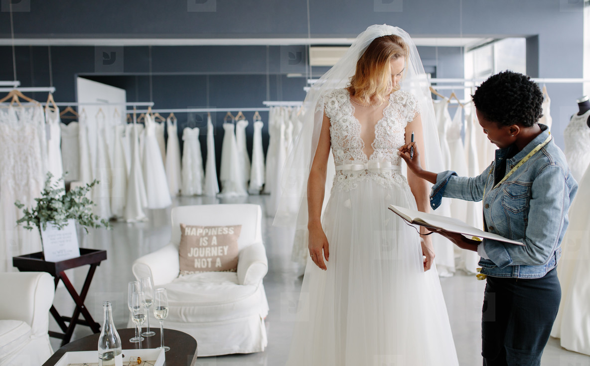 bridal stylist 1 Wedding Dress Shops near Me: 10 Tips for Wedding Dress Shopping - 7