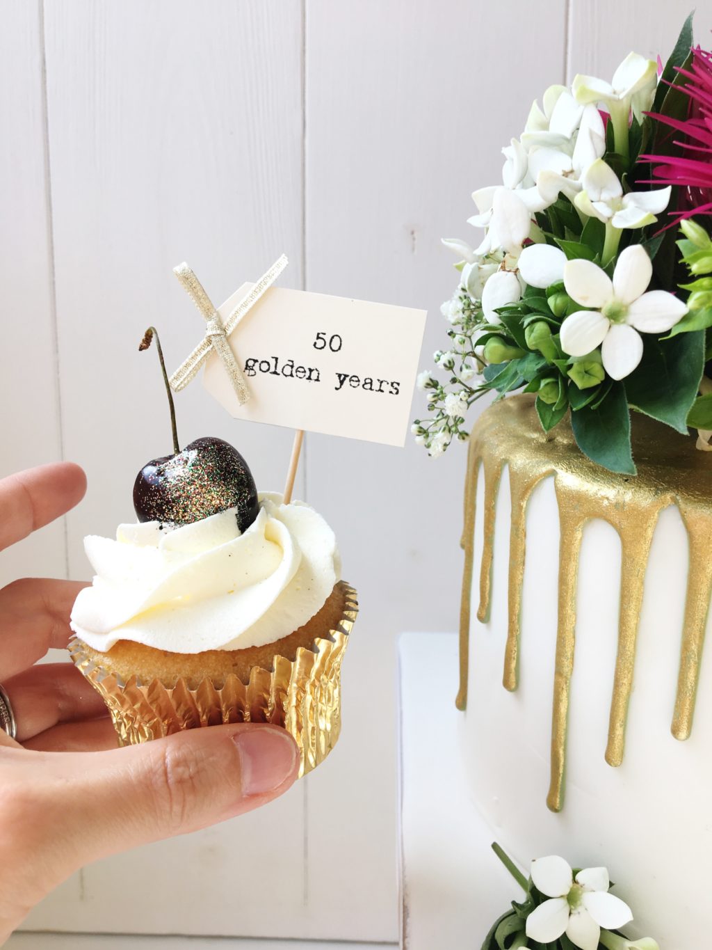 cupcake toppers. 70+ Hottest Marriage Anniversary Decoration Ideas at Home - 18