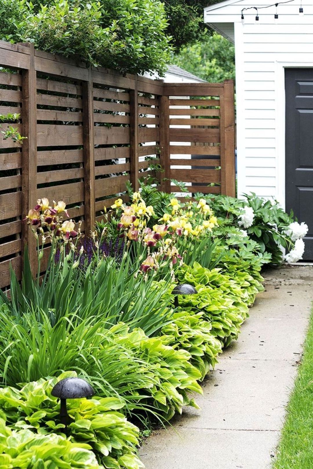 fence. 4 100+ Surprising Garden Design Ideas You Should Not Miss - 49 Garden Design Ideas
