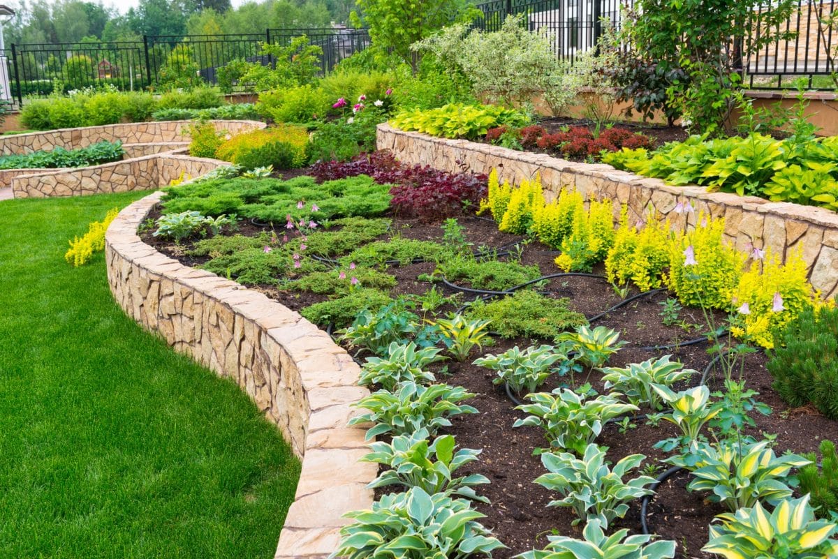 lawn-garden-1 100+ Surprising Garden Design Ideas You Should Not Miss in 2021