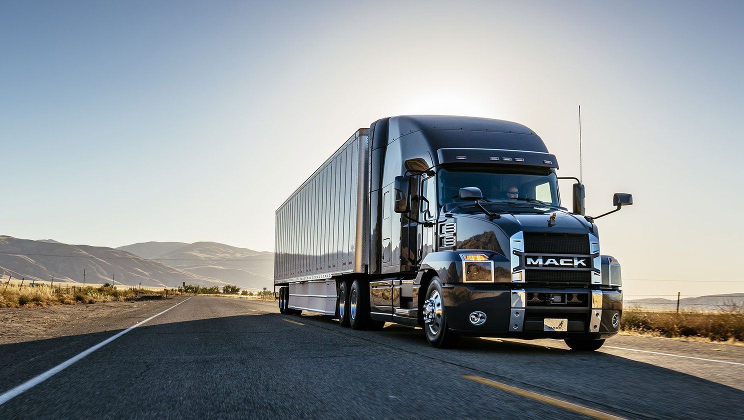 mack-truck Top 15 Rated Long-Distance Moving Companies in the USA