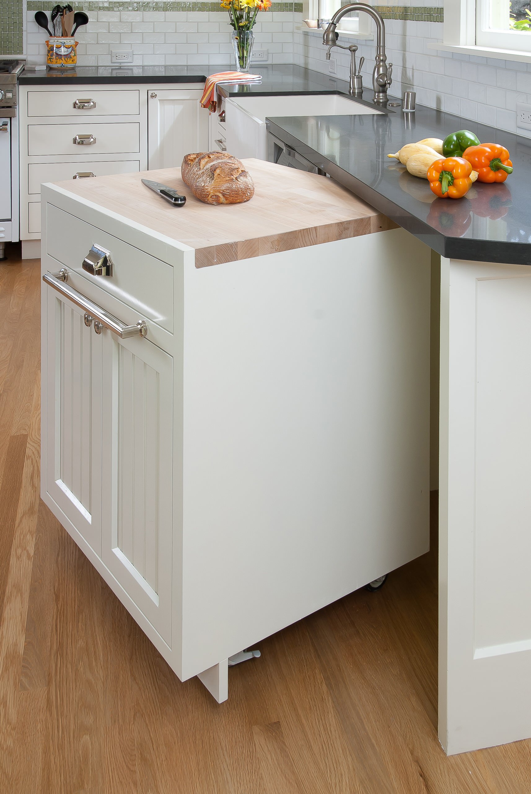 Installation of side out prep station 80+ Unusual Kitchen Design Ideas for Small Spaces - 1