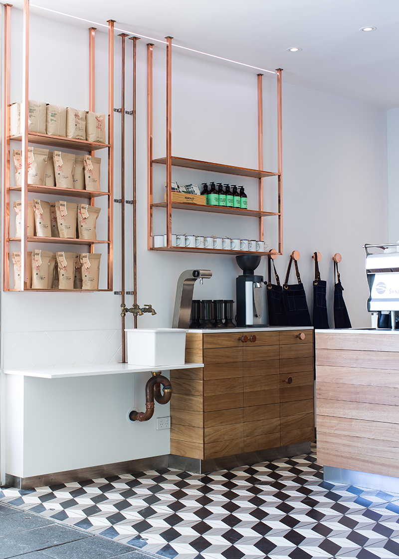 copper pipes.. 80+ Unusual Kitchen Design Ideas for Small Spaces - 29