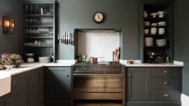 dark paints 2 80+ Unusual Kitchen Design Ideas for Small Spaces - 7 interior design trends 2024