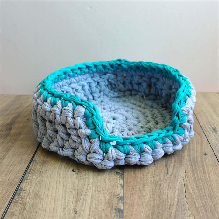 Crochet-Pillow.. +80 Adorable Dog Bed Designs That Will Surprise You