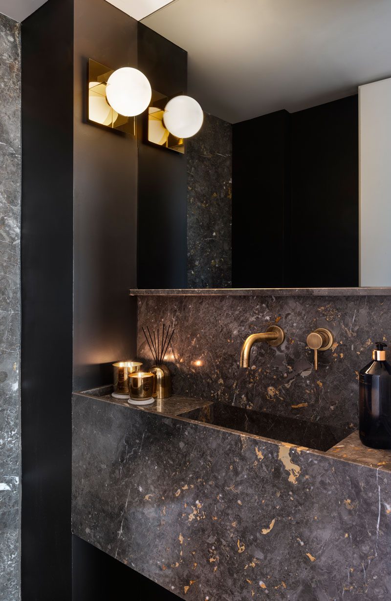 Metallic Accents 2 Best +60 Ideas to Enhance Your Bathroom’s Luxuriousness - 36