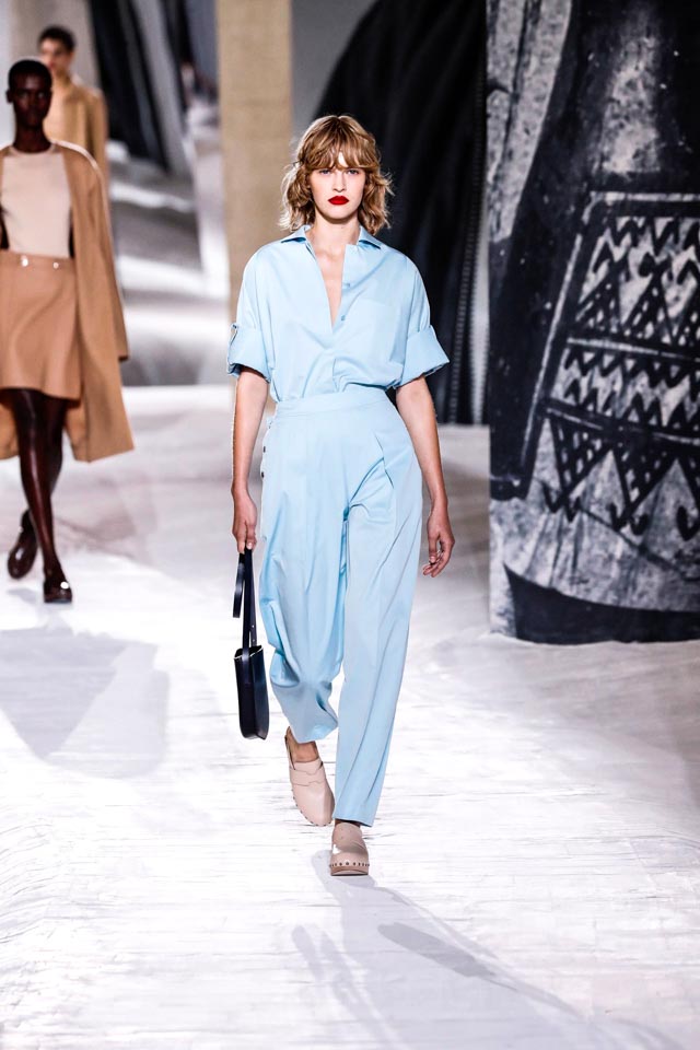 Top 10 Fashion Brands Rising This Year 30 HERMES Top 10 Fashion Brands Rising This Year - 25