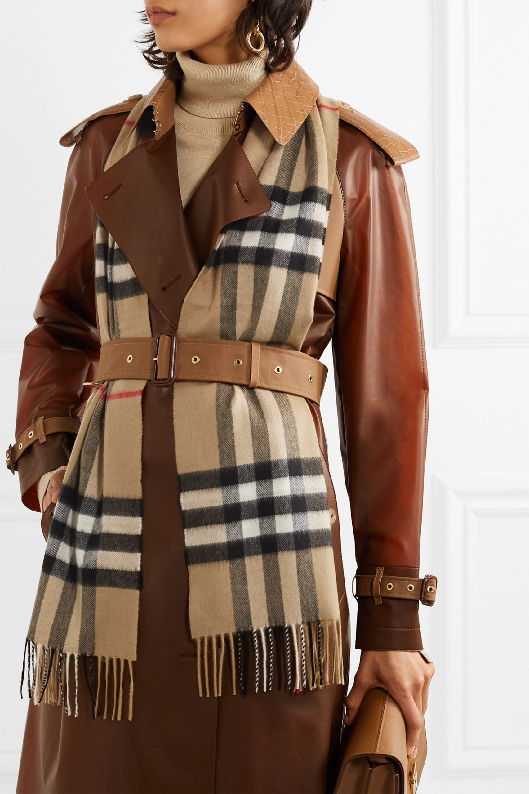 Burberry-Cashmere-Scarf-scaled Why I Love Burberry? 4 Must-Have Items For Every Fashionista