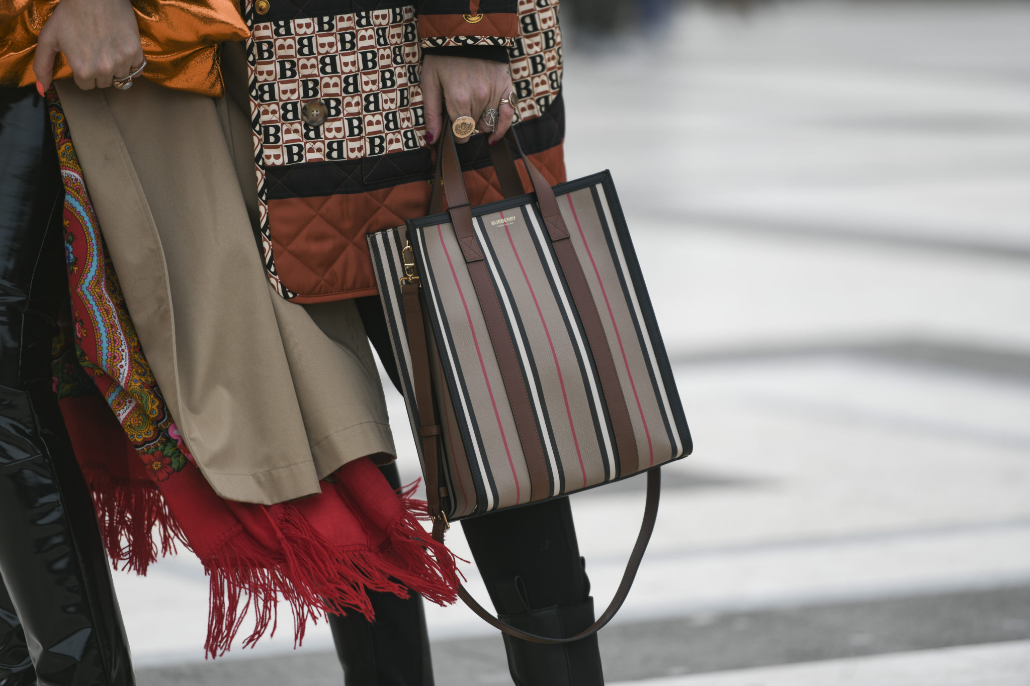 Why I Love Burberry? 4 Must-Have Items For Every Fashionista
