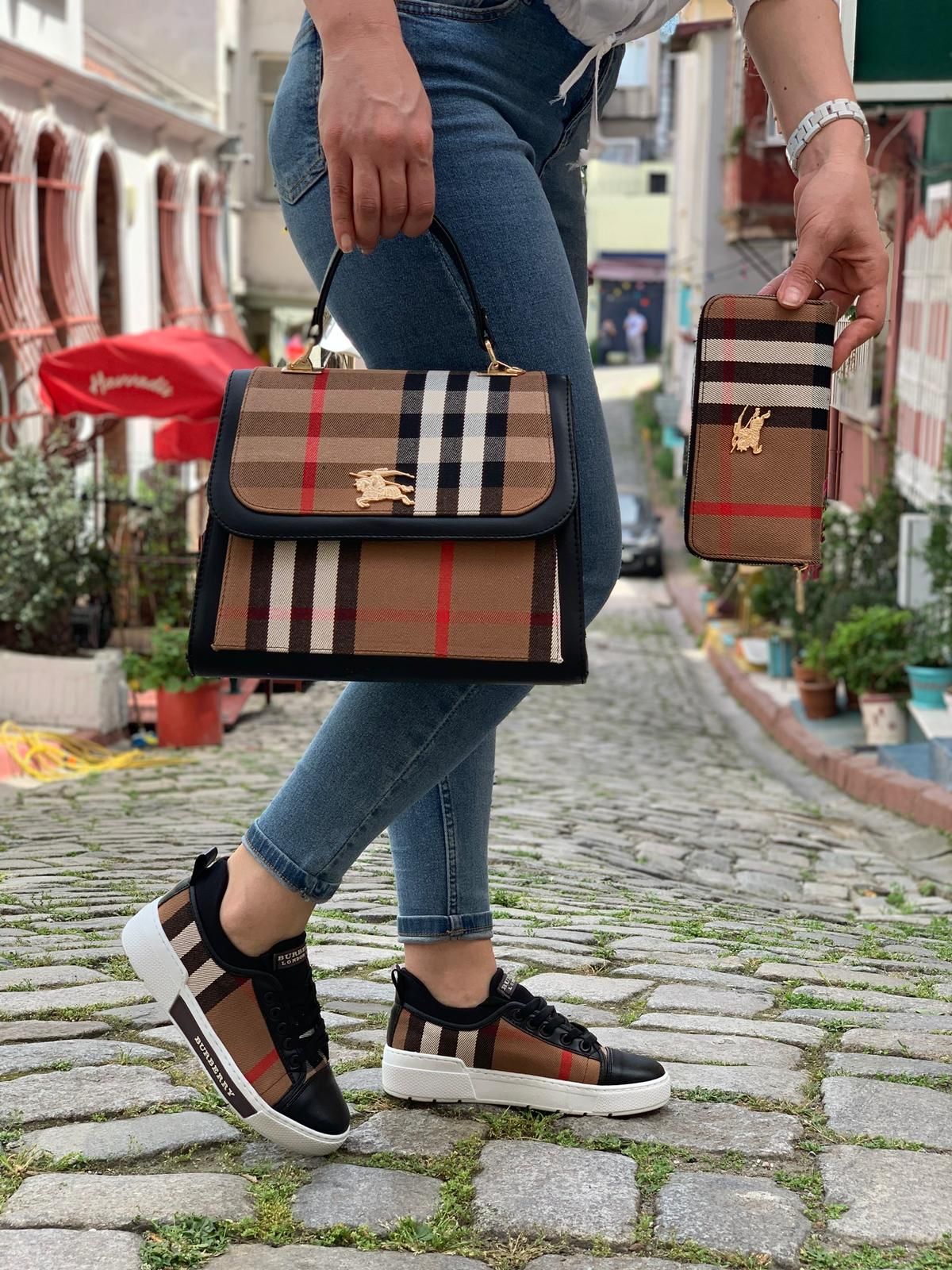 matching-bag-wallet-and-shoes Why I Love Burberry? 4 Must-Have Items For Every Fashionista