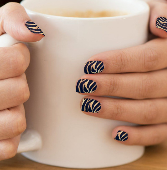 artistic zebra print nail art