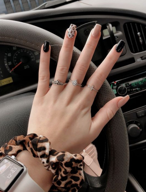 Cheetah print nail design