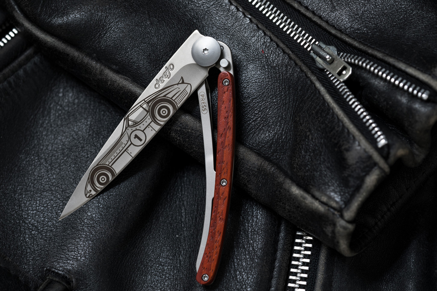 25+ Best Brother Gift Ideas to Give on His Birthday 19 Pocket Knife 1 25+ Best Brother Gift Ideas to Give on His Birthday - 12