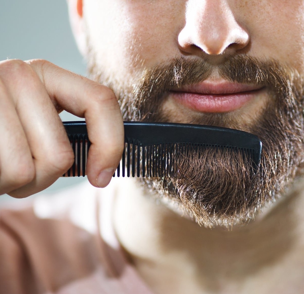 beard cutting 1 25+ Best Brother Gift Ideas to Give on His Birthday - 2