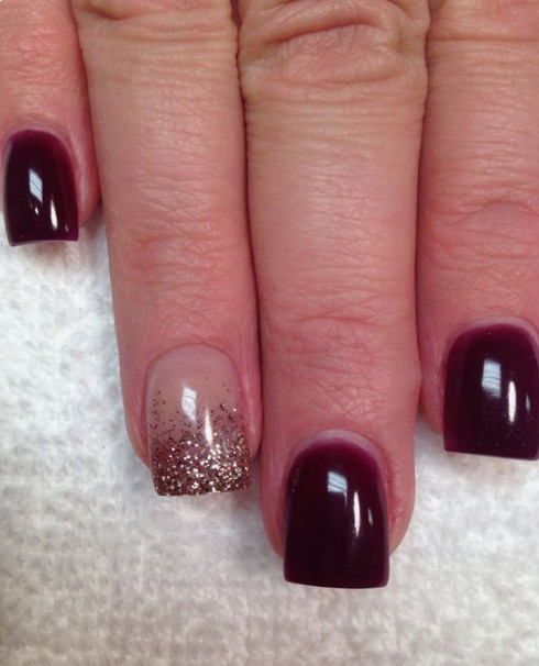 37+ Gorgeous nail-art designs to sparkle this winter 10 burgundy holidays nail ideas