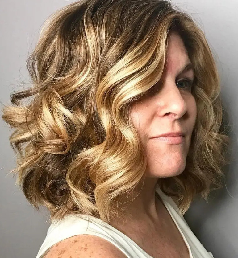 29 LowMaintenance Hairstyles for Women Over 40 From Curly Bobs to Pinned  Pixies