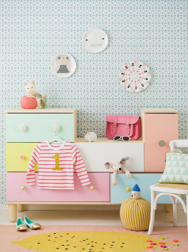 neutral-and-pastel-Wallpapers 10 Cute Ways to Use Removable Wallpaper for Your Kid’s Bedroom
