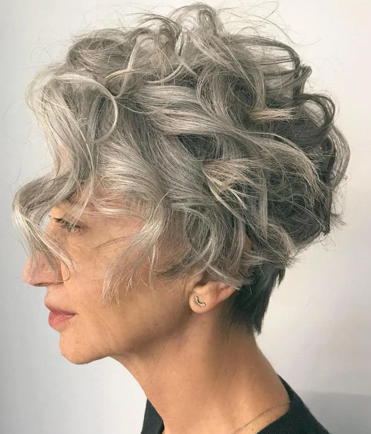 70 Amazing Hairstyles for Women Over 50 to Look Younger 88 2021 10 12 092748 70 Amazing Hairstyles for Women Over 50 to Look Younger - 4 over 50 haircuts