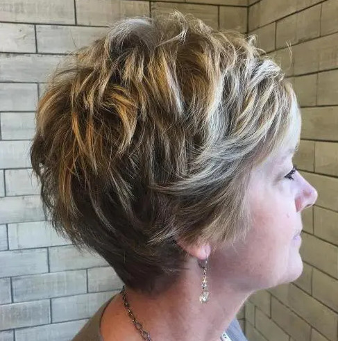 2021 10 12 092849 70 Amazing Hairstyles for Women Over 50 to Look Younger - 6 over 50 haircuts