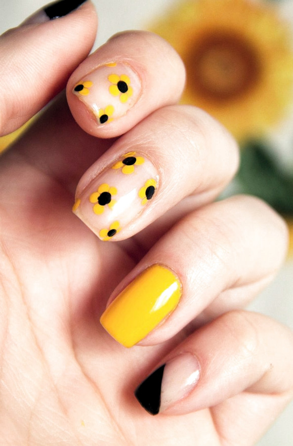 floral nail designs