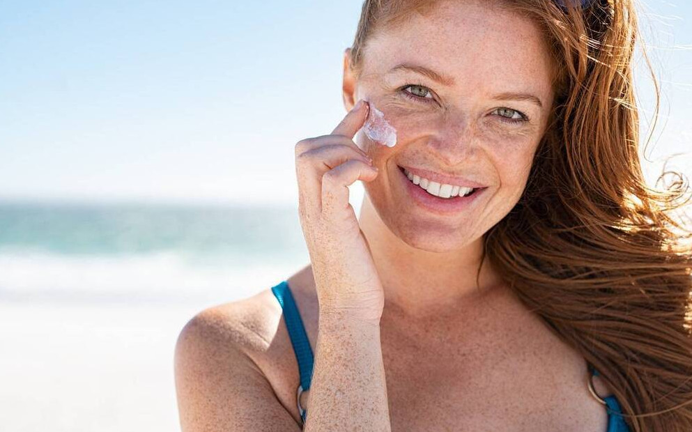 sunscreen reverses aging signs
