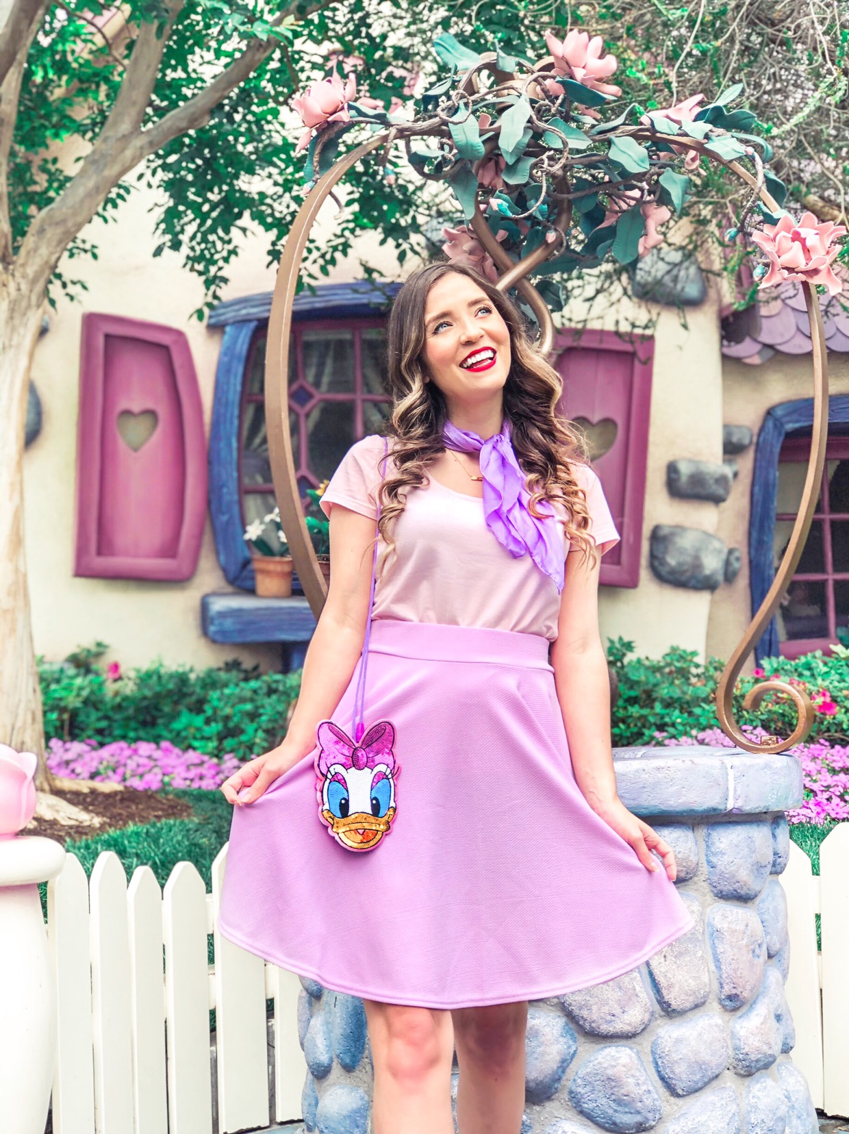 Daisy Duck. 50+ Cutest Disney Inspired Outfit Ideas for Girls - 11