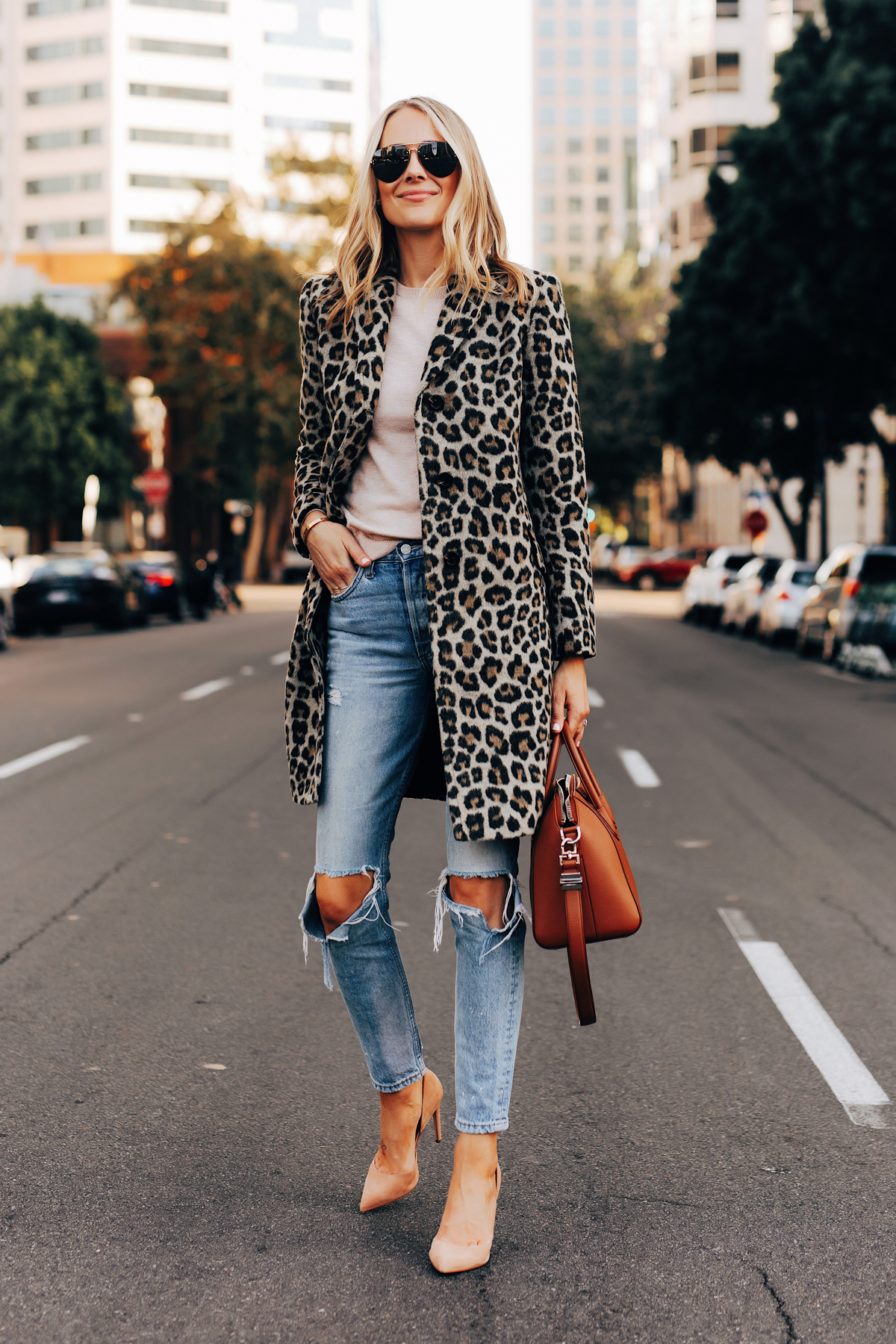 Leopard Print Coats. 1 60+ Fashionable '90s Ladies Outfit Ideas That Come Back - 8