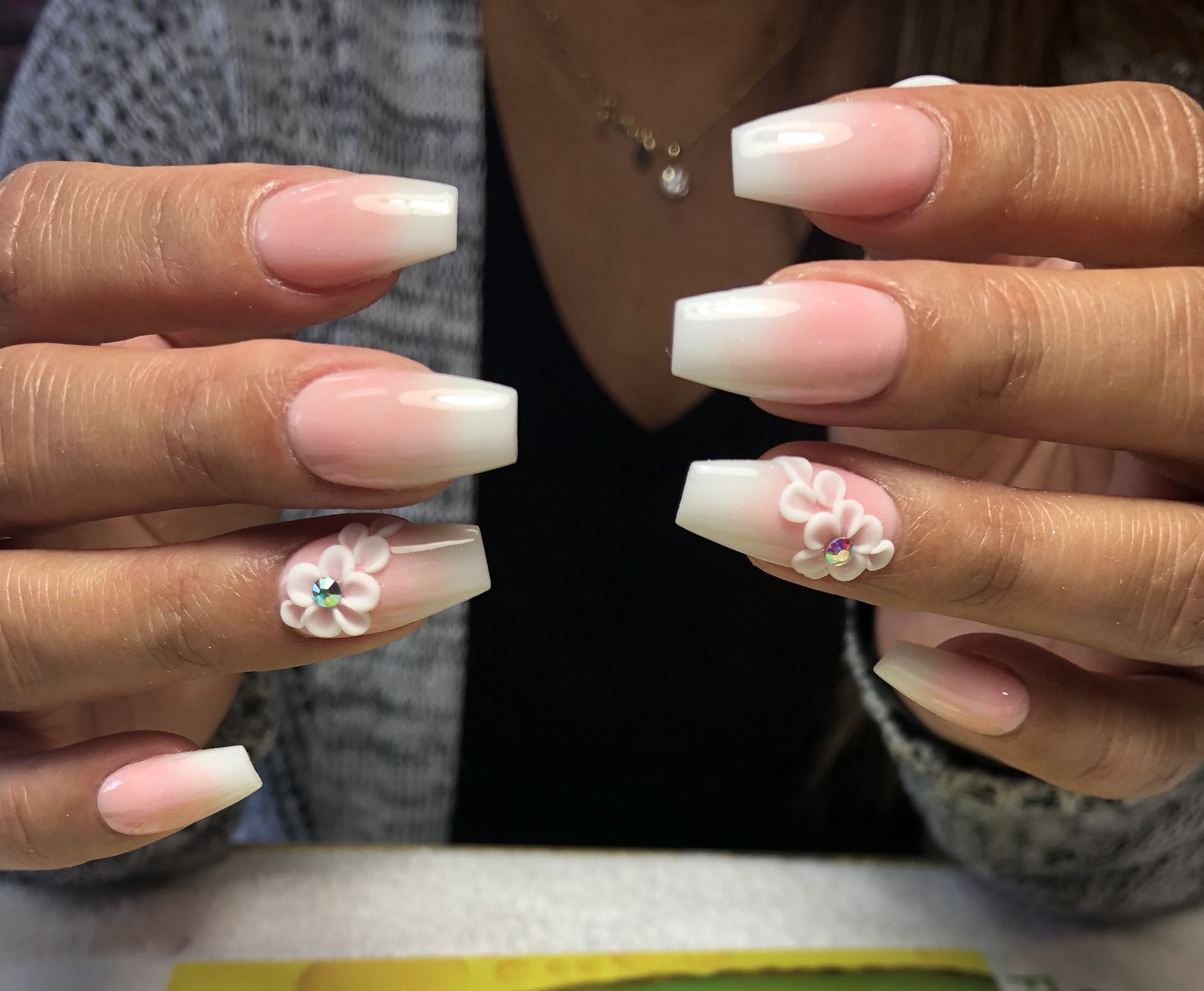 Ombre nails 90+ Hottest 3D Acrylic Nails With Flower Designs - 54 3D acrylic nails with flower designs