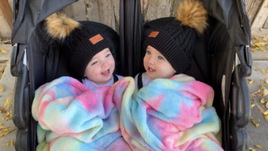 Best 2 Throw Blankets from Elegear for Your Comfort and Cozy Warmness 1 Rainbow blanket