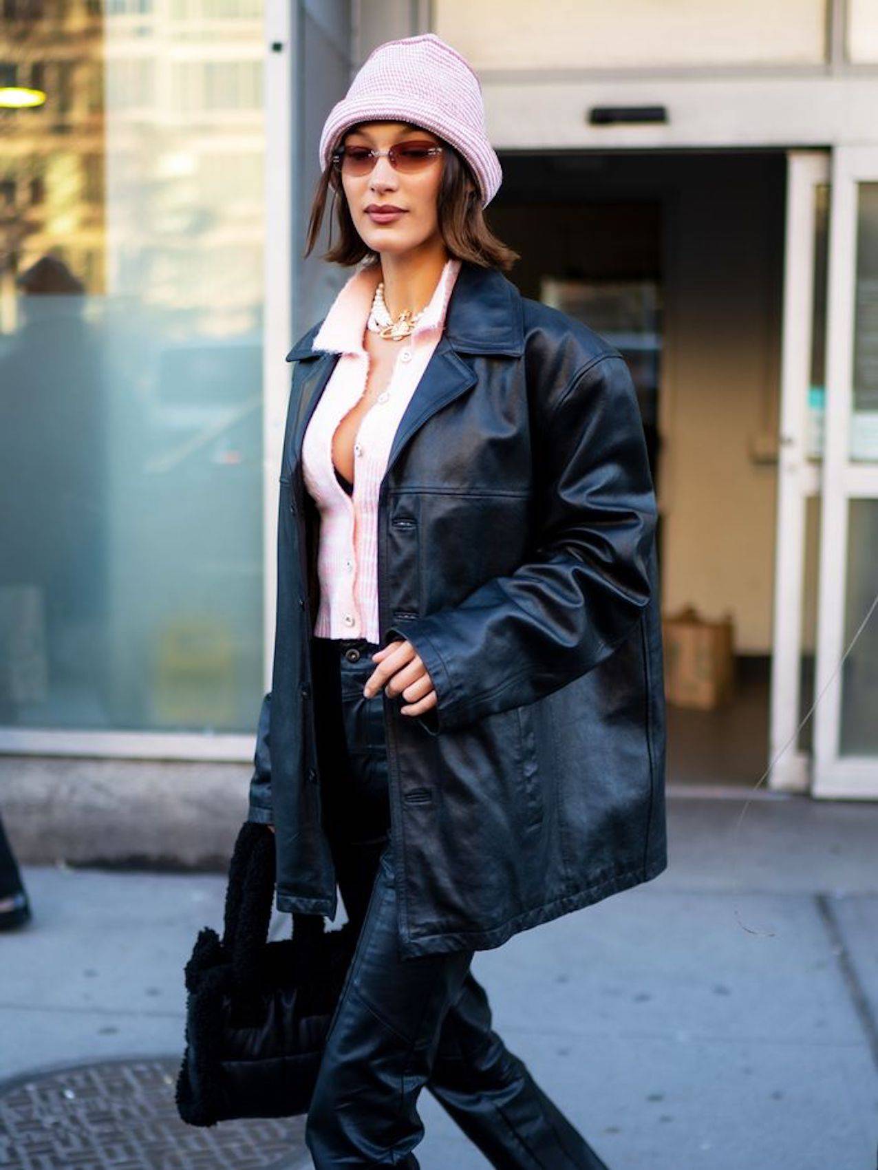 leather-jacket 60+ Most Fashionable '90s Outfit Ideas For Ladies That Are Coming Back in 2022