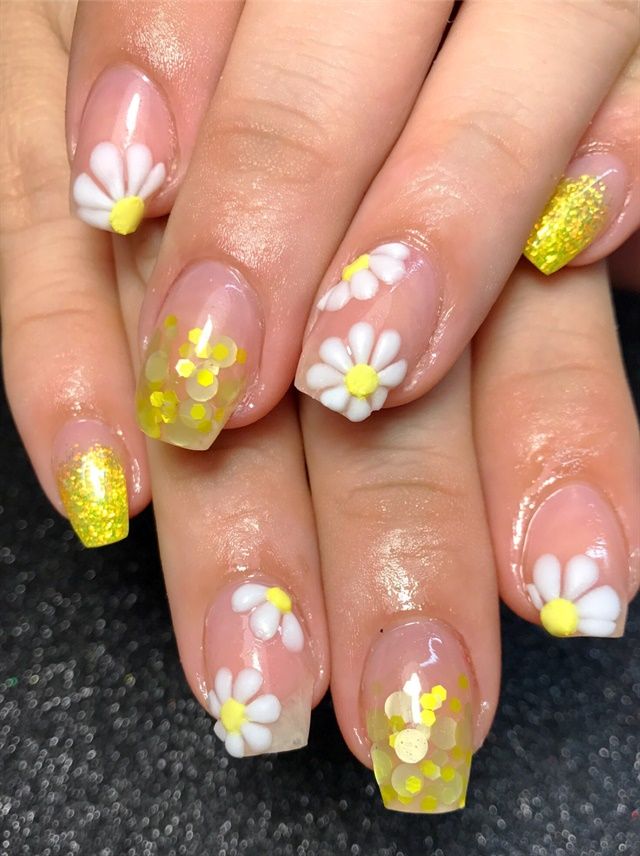 stumpy. 90+ Hottest 3D Acrylic Nails With Flower Designs - 40 3D acrylic nails with flower designs