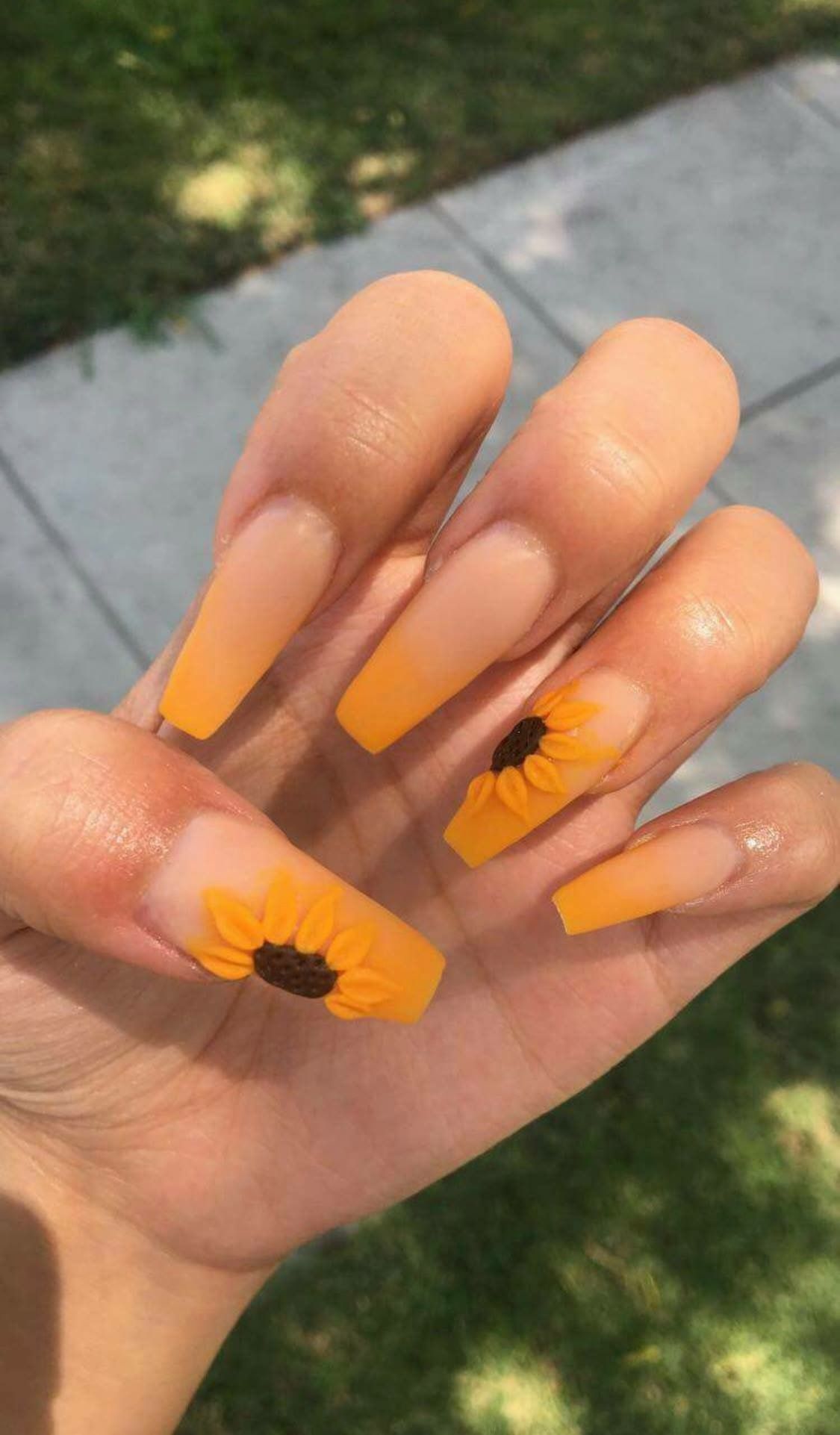 sunflower 1 90+ Hottest 3D Acrylic Nails With Flower Designs - 43 3D acrylic nails with flower designs