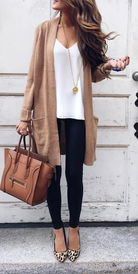 2021-12-05_020931 Stylish work outfit ideas for women over 50 to inspire you