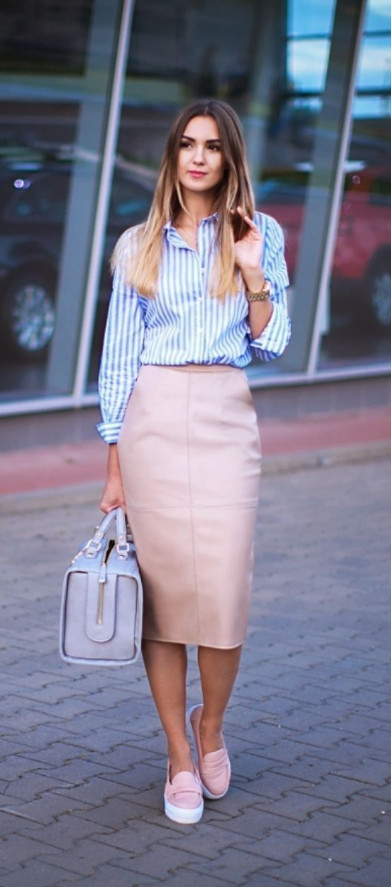 2021-12-05_025916 Stylish work outfit ideas for women over 50 to inspire you