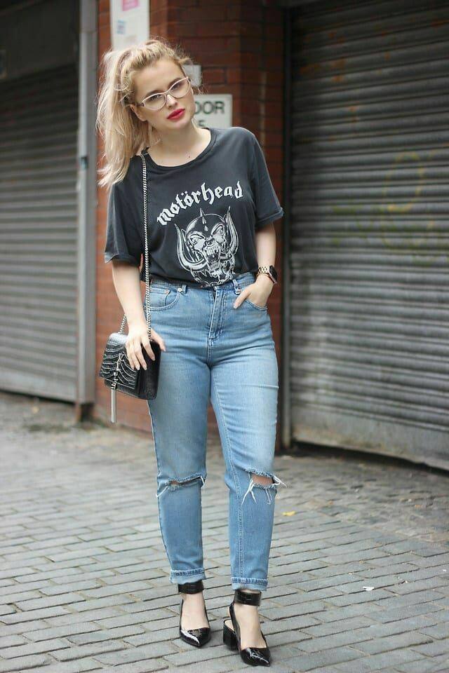 60+ Hot Trending Clothes for Teenage Girl 11 Basic T shirt with jeans 3 60+ Hot Trending Clothes for Teenage Girl - 10