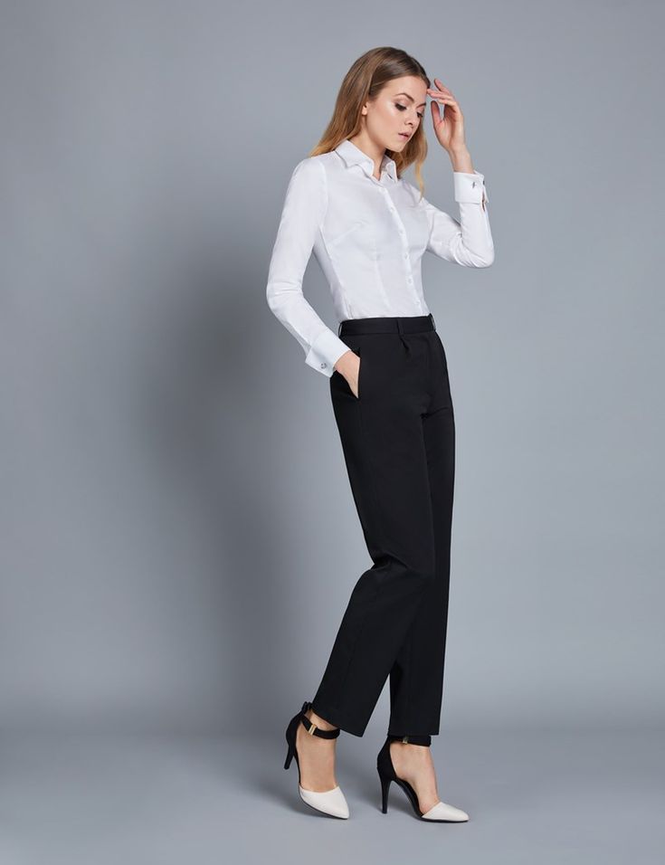 Black-Pants-And-White-Shirt 65+ Smartest Business Casual Attire for Women in 2022