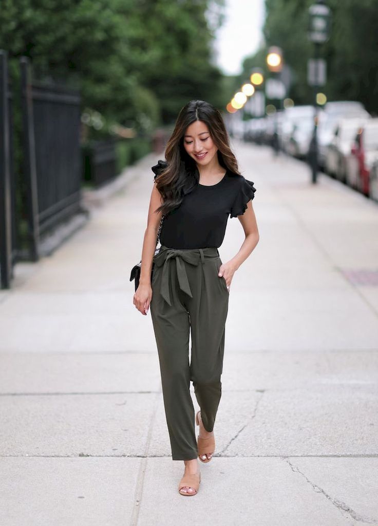 Button-Up-Plus-Trousers.-1 65+ Smartest Business Casual Attire for Women in 2022
