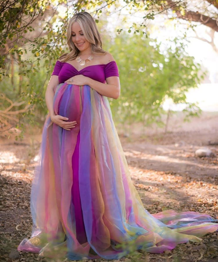 Fairy long dresses Hottest 25 Maternity Photoshoot Outfit Ideas - 15