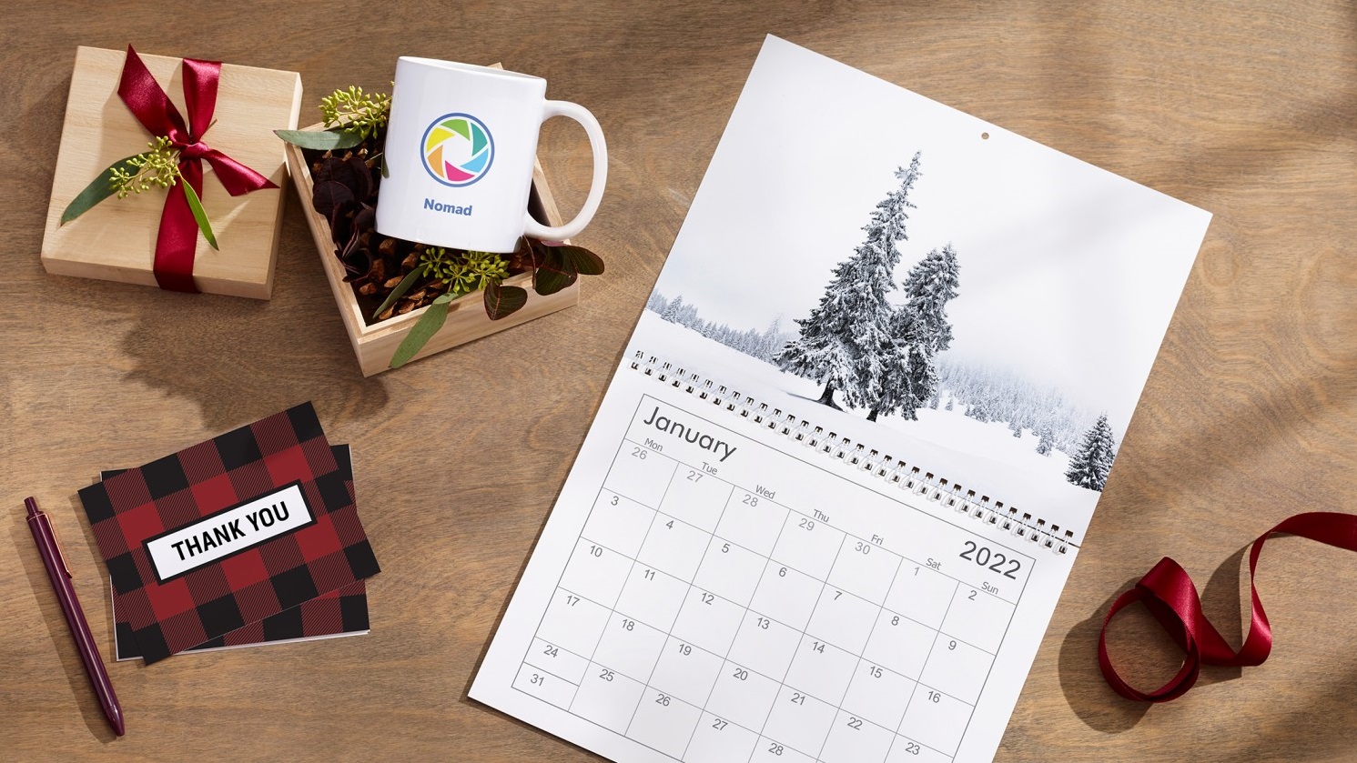 Weekly-Planner-1 7 Christmas Gift Ideas for Employees That Are Fun and Useful