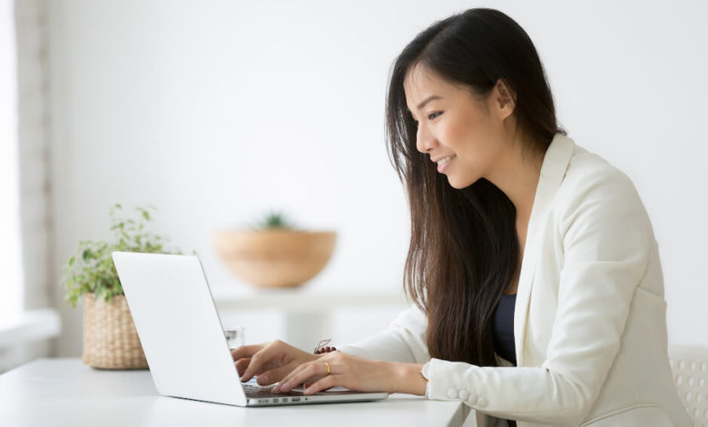 Why Employees Need to Use A Ticker Software 1 laptop