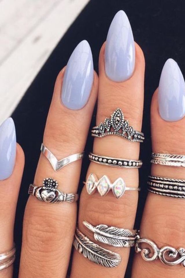 Almond Nail Shape 75+ Hottest Looking Nail Shapes for Women - 23