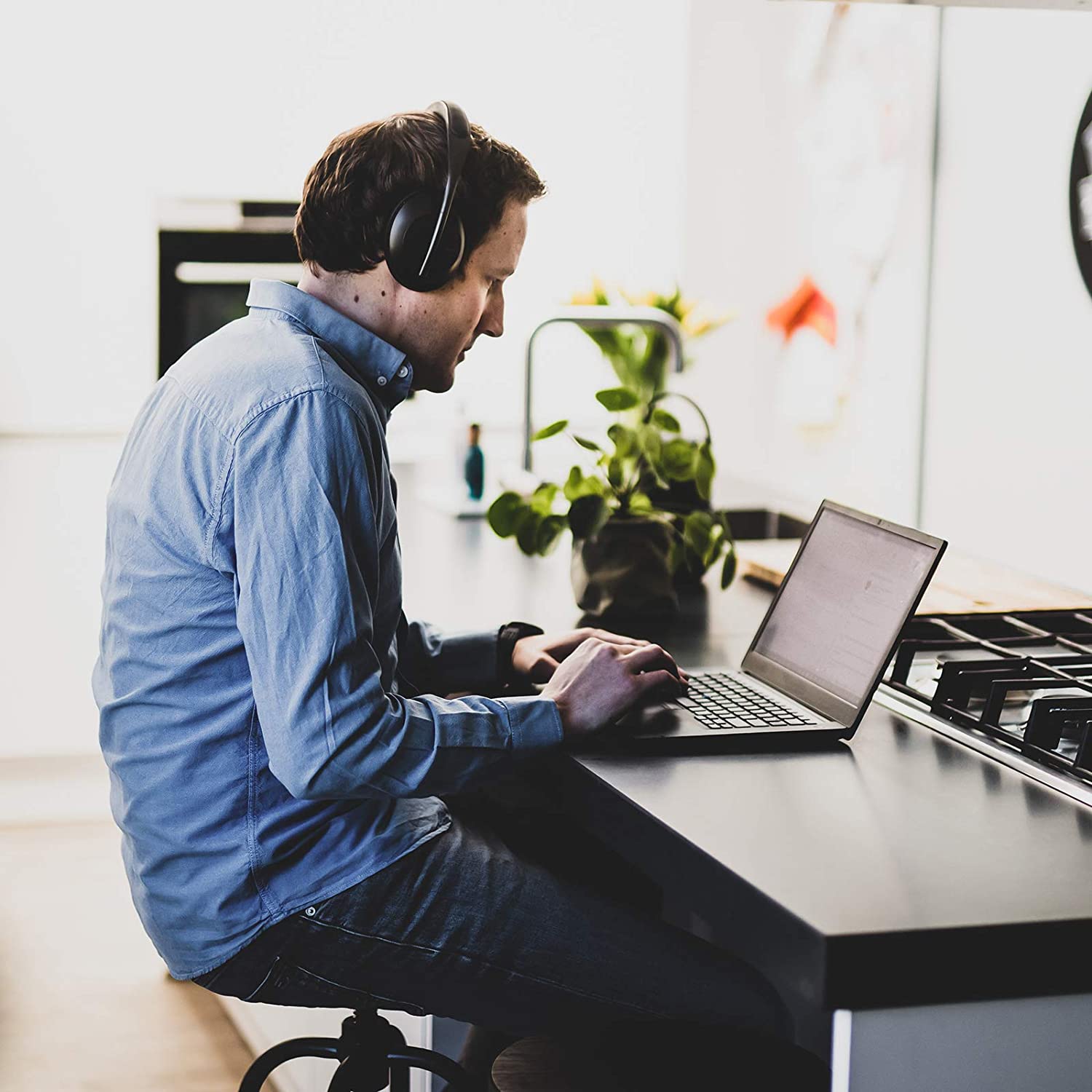 Best 15 Valentine's Day Gift Ideas for Husband 12 Bose Noise Cancelling Headphones 700. Best 15 Valentine's Day Gift Ideas for Husband - 8