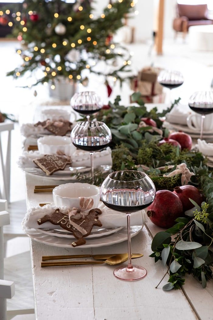 Christmas-Table-Decoration-3 Top 70+ Christmas Decoration Ideas in 2021/2022
