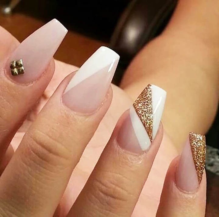 Coffin Nails 2 75+ Hottest Looking Nail Shapes for Women - 8