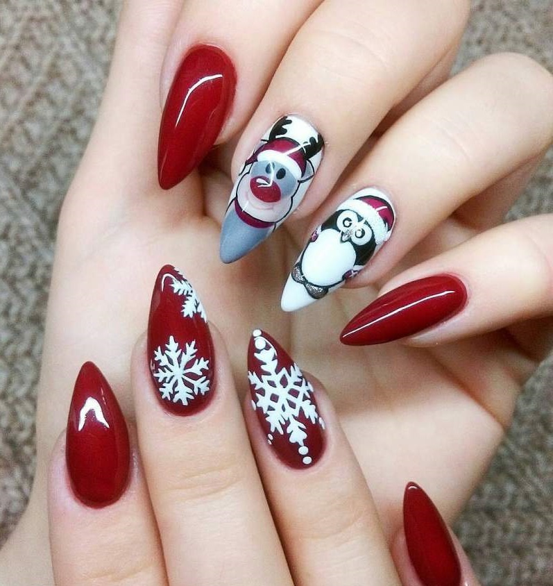 70+ Magical Disney Nail Designs That Look Cute 62 Disney Christmas Nail Designs 70+ Magical Disney Nail Designs That Look Cute - 62