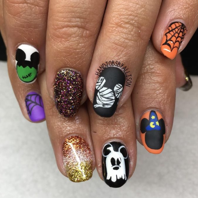 70+ Magical Disney Nail Designs That Look Cute 71 Disney Halloween Nail Designs 1 70+ Magical Disney Nail Designs That Look Cute - 71