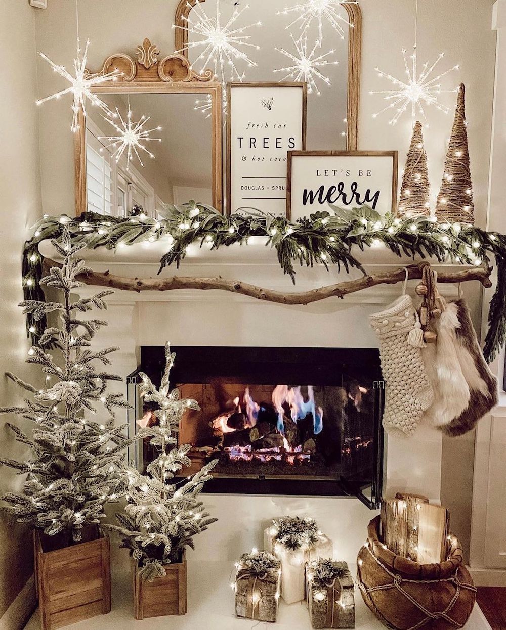 Fireplace-Decoration-2 Top 70+ Christmas Decoration Ideas in 2021/2022